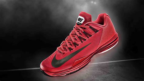 Red Shoes. Nike.com.